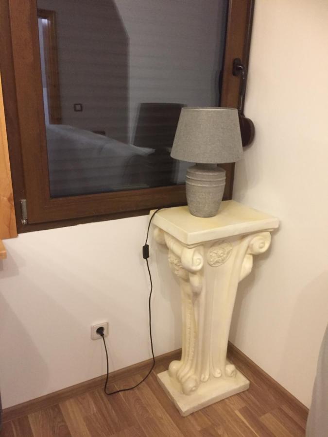 Unter Dem Dach Mit Parkplatz Apartment BRE Екстериор снимка