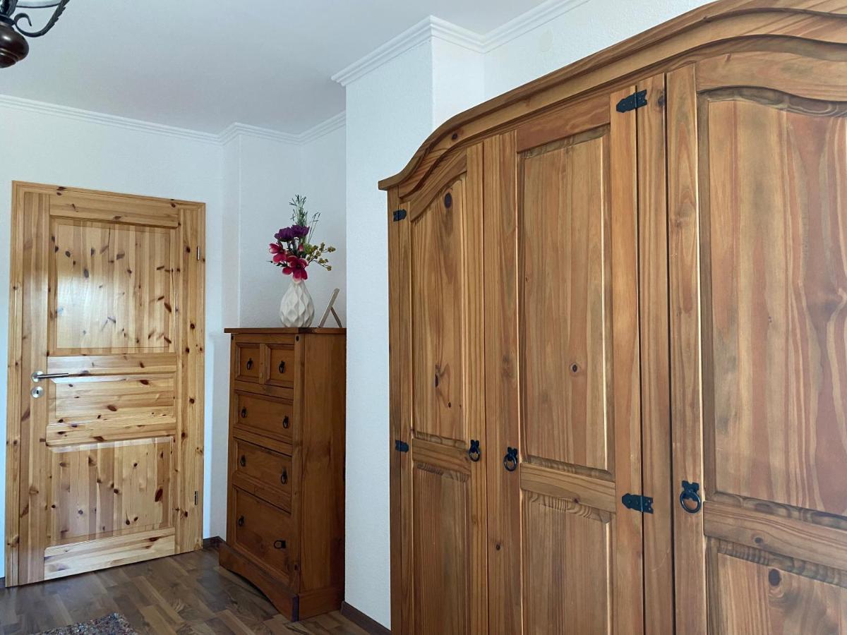 Unter Dem Dach Mit Parkplatz Apartment BRE Екстериор снимка