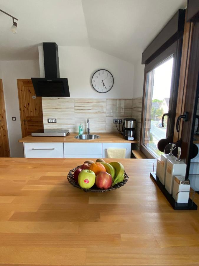Unter Dem Dach Mit Parkplatz Apartment BRE Екстериор снимка