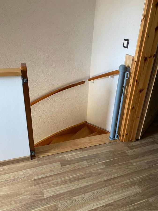 Unter Dem Dach Mit Parkplatz Apartment BRE Екстериор снимка