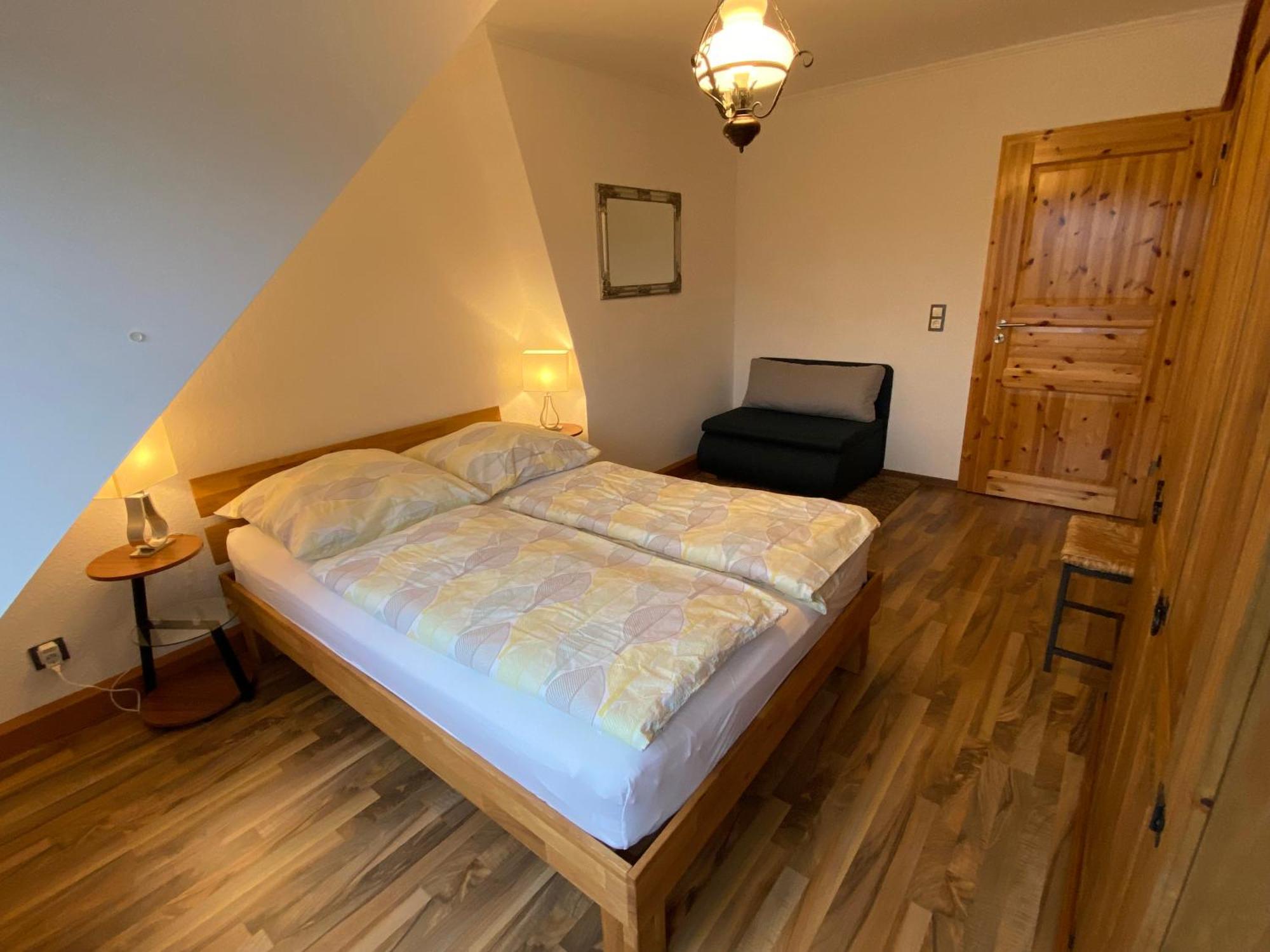 Unter Dem Dach Mit Parkplatz Apartment BRE Екстериор снимка